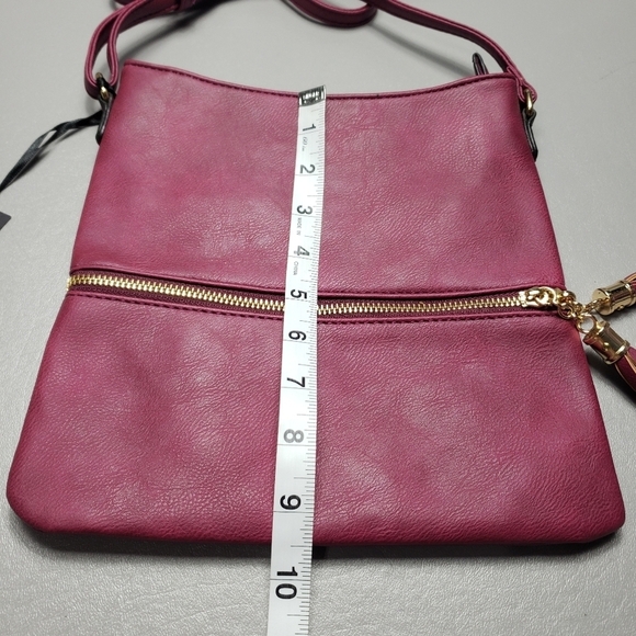 New Deluxity los Angeles peta approved vegan crossbody bag - Picture 7 of 13